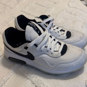 Nike Air Max Motif Youth 7 White and Black Sneakers